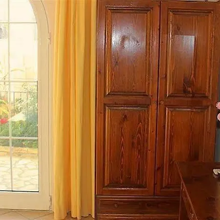 Sebastian's - Agios Gordios 아파트 *